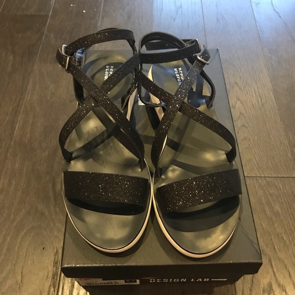 Design Lab Chernin Glitter Sandals - Picture 3 of 7